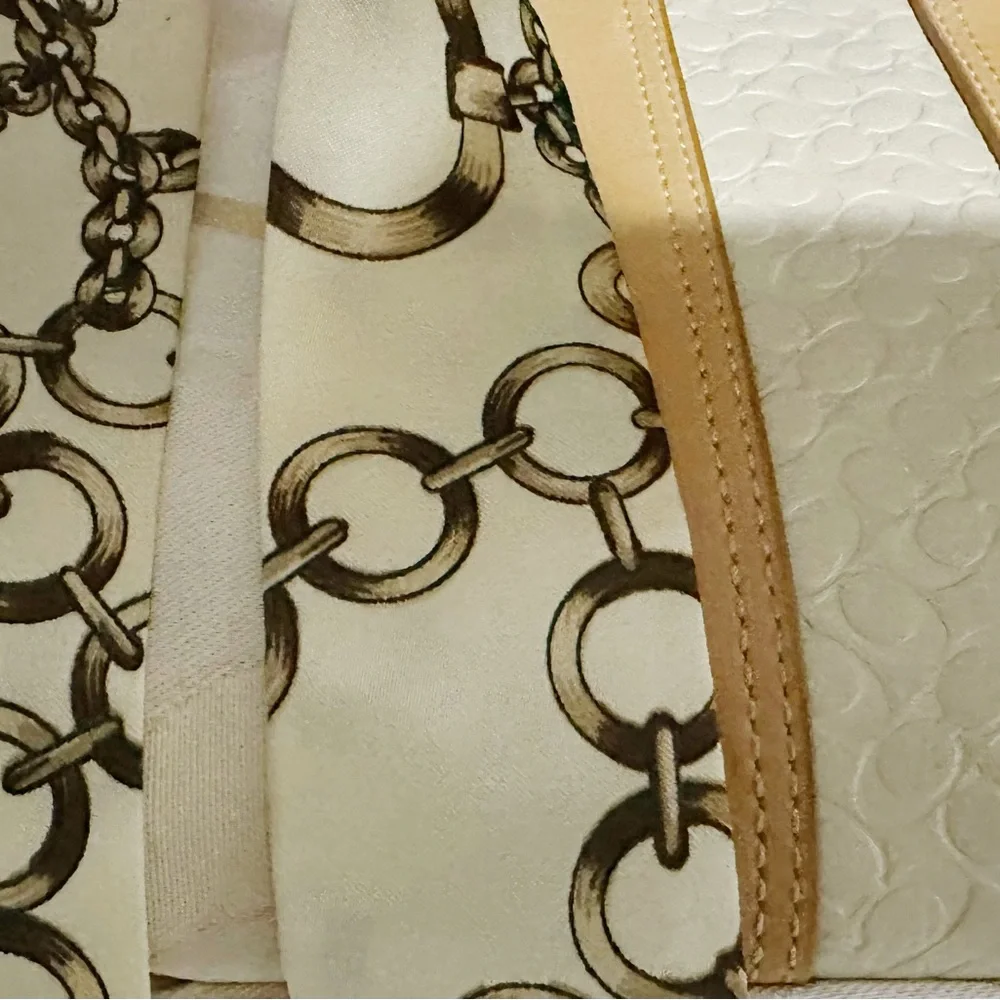 Vintage Coach soho shoulder bag Cream and Tan Women's tote Bag - Picture 17 of 17